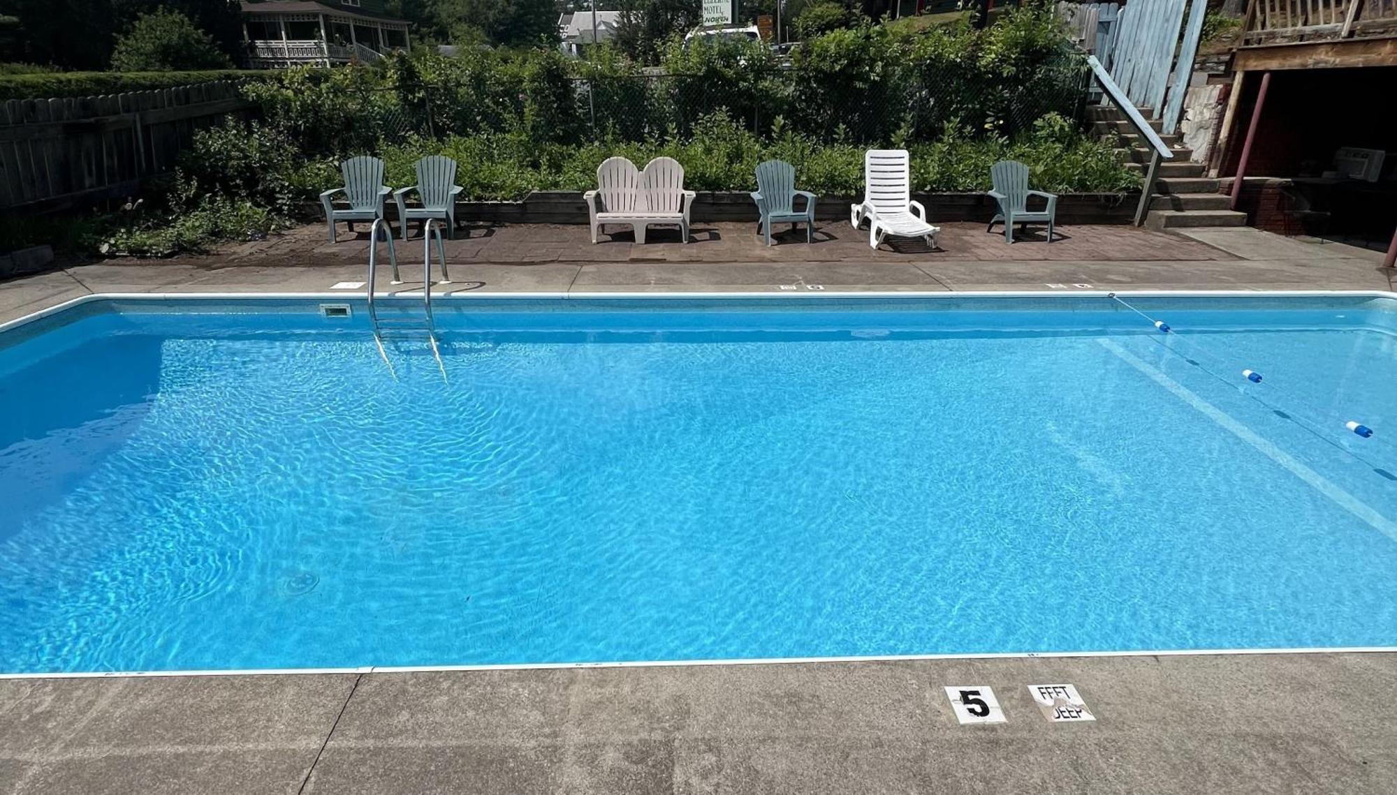 Motel Luzerne Lake Luzerne Extérieur photo